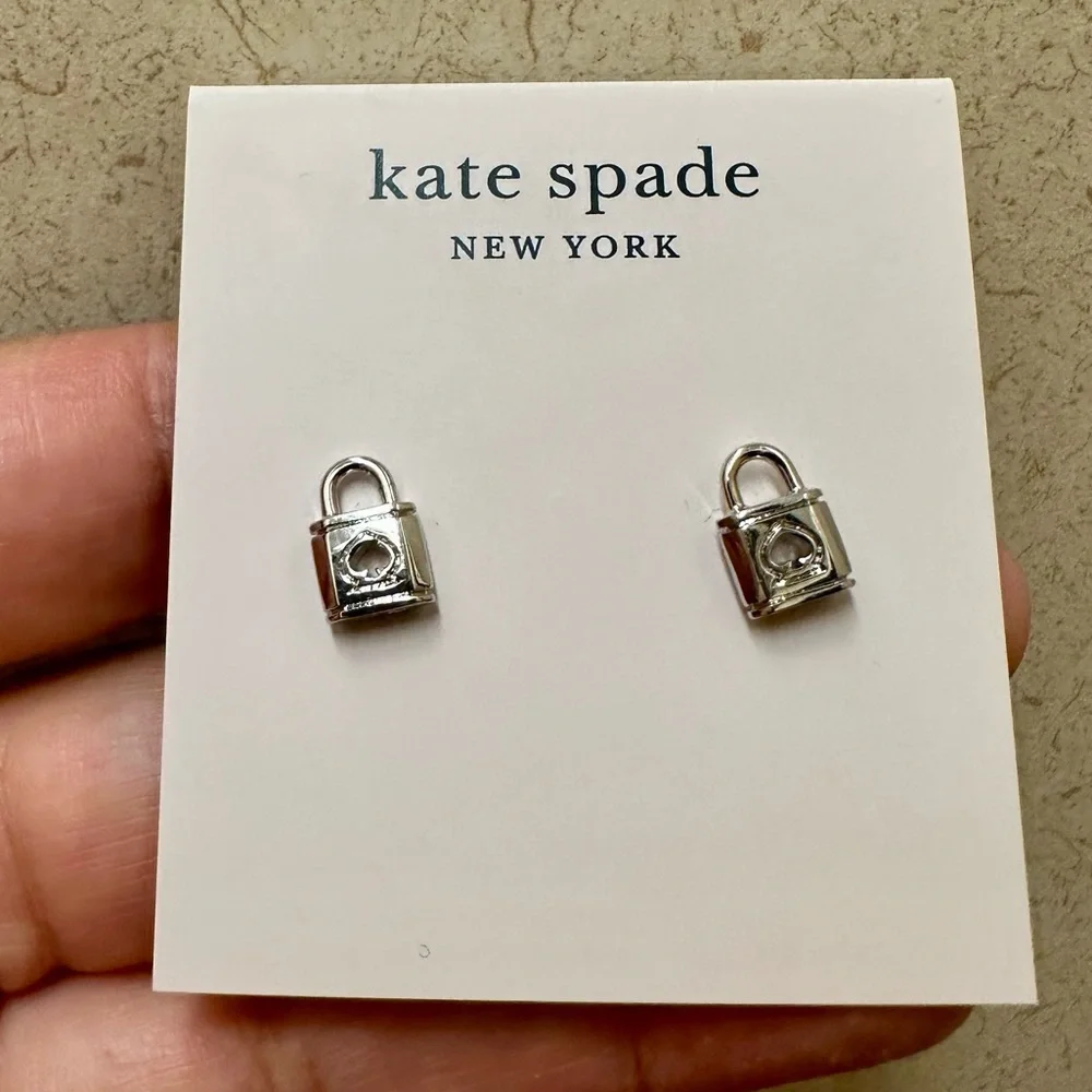NWOT Kate Spade ♠️ 🔒 studs earrings